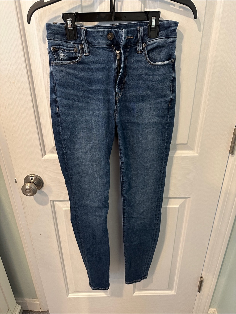 American Eagle Outfitters Dark Blue Skinny Jeans